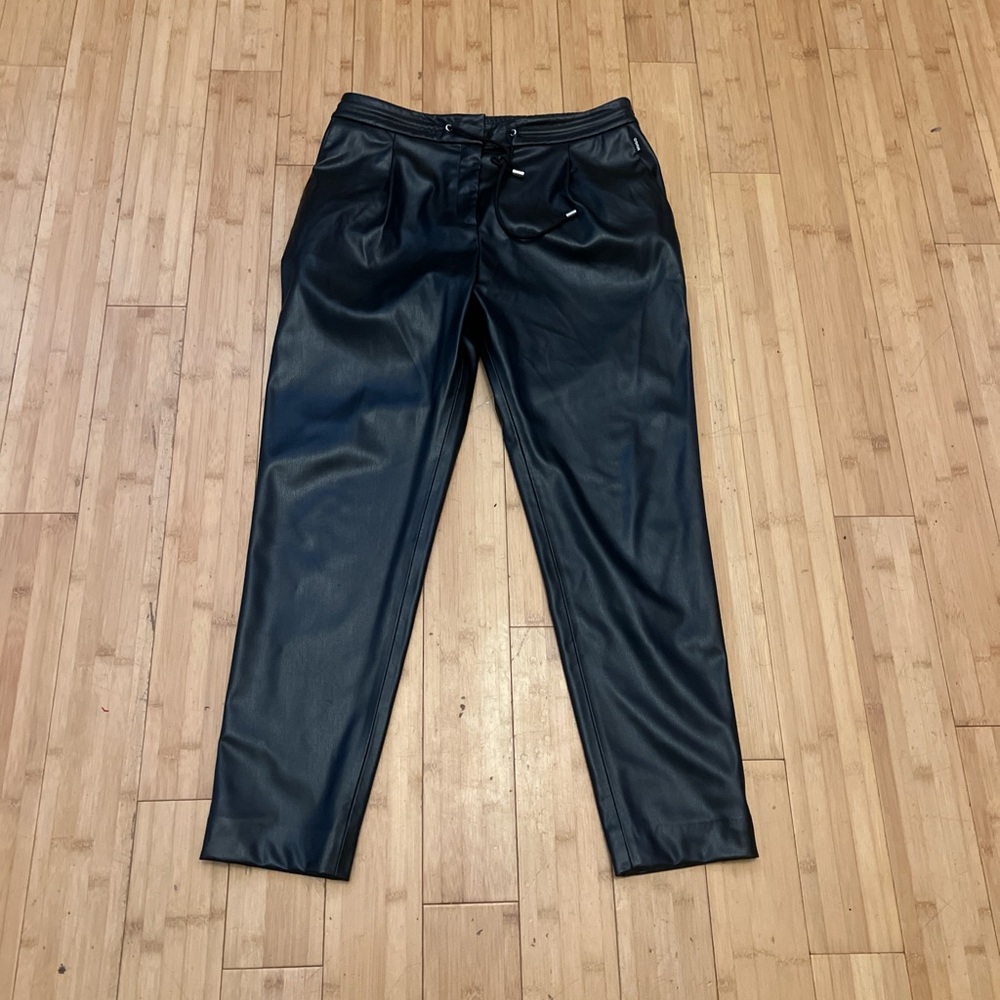 HUGO Men's Sleek Black Dress Pants